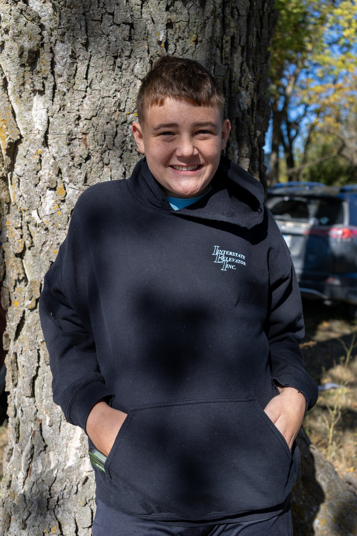 Child portrait in an autumn setting